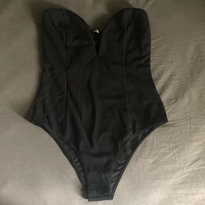 Sweetheart bodysuit